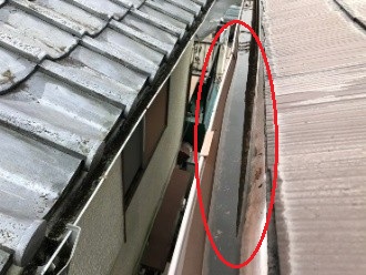 水が溜まって溢れてしまう状態