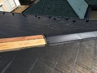 新しい貫板を固定した後の状態