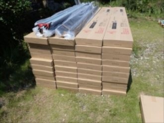 瓦からの葺き替えに使用する屋根材はアイジー工業の「アイジールーフ・スーパーガルテクト」