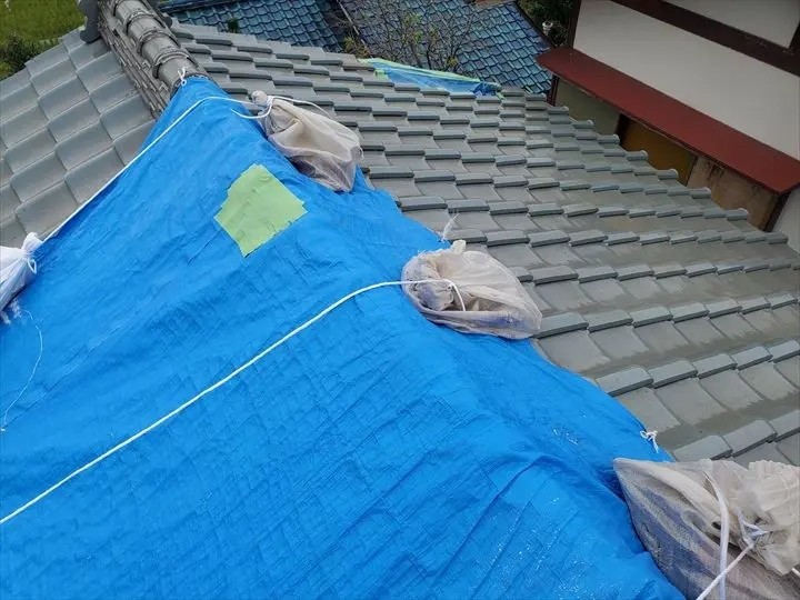 お客様に屋根葺き替え工事をご提案