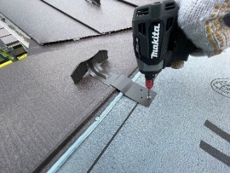 雪止め設置