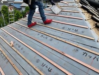 防水紙の敷設後の状態