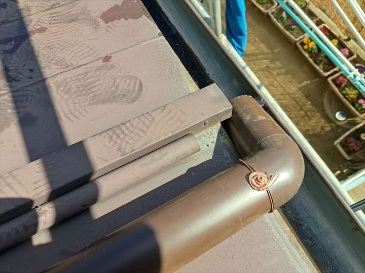 雨樋の流水機能を確認