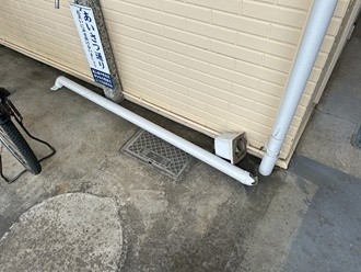 雨樋が落下