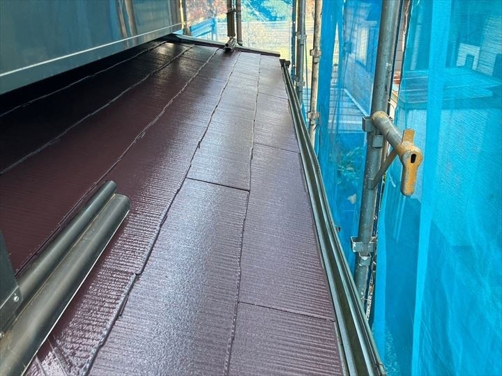 下屋根の塗装工事