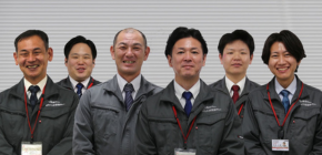 街の屋根やさん東京支店のスタッフ