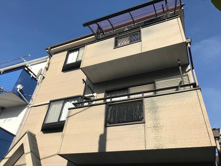 色あせた外壁