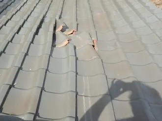 大きくズレてしまったケラバ屋根の状態