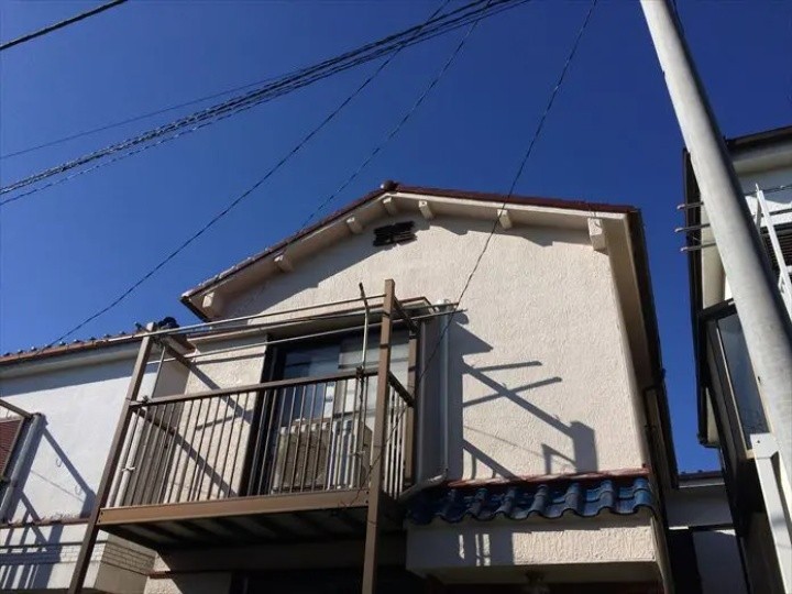 粘土瓦を点検調査