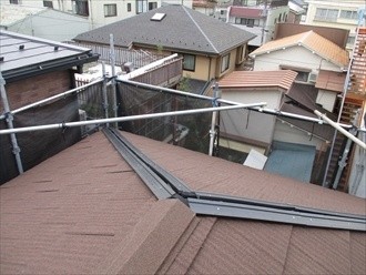 樹脂製の貫板を設置