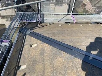 プラスチック樹脂製の貫板設置後