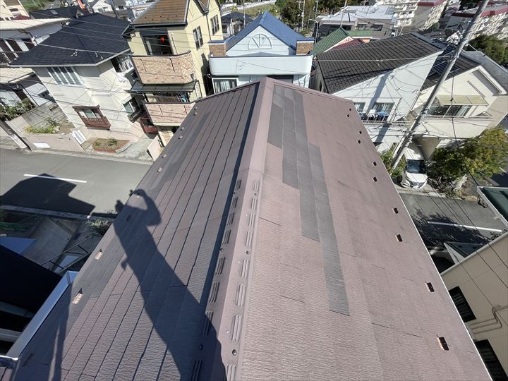 以前部分交換しているスレート屋根