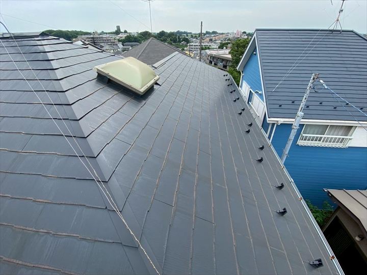 現地調査：天窓のあるスレート屋根を確認