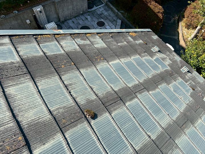 スレートの水跡