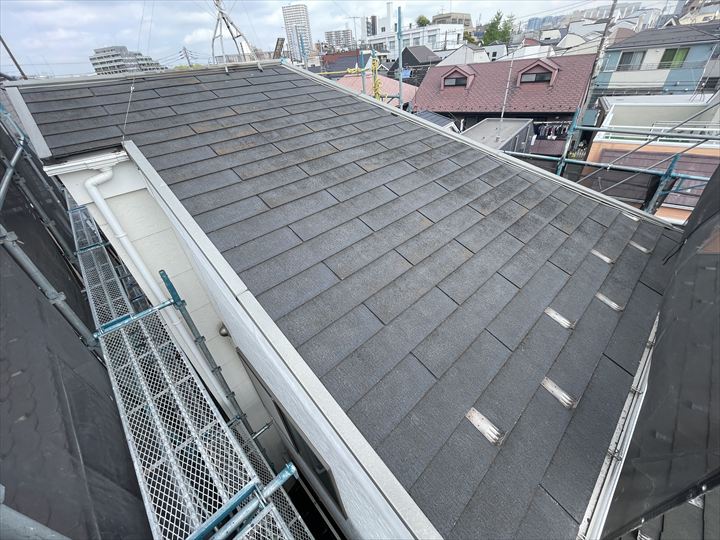 スレートはコロニアルクアッドでした