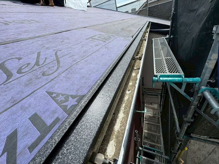 防水紙（タディスセルフ）の新設