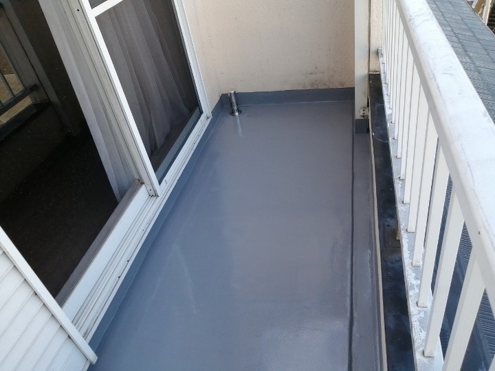 バルコニー防水工事が完工