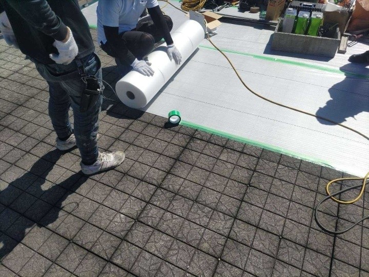 ラジアルシートを敷設