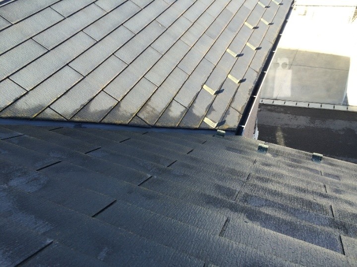 コロニアル屋根の状態を確認