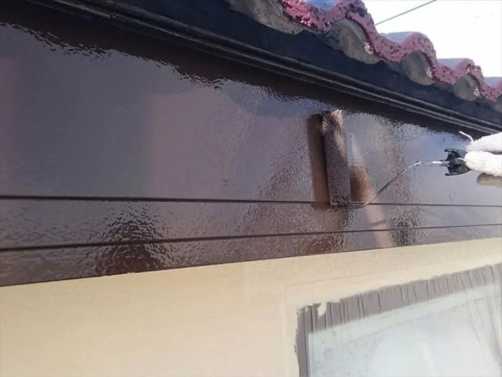 破風板・鼻隠しの塗装