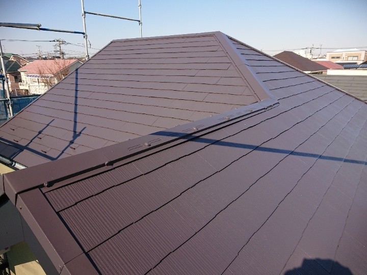 遮熱塗料サーモアイSiで上塗り