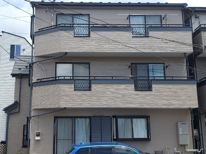 「屋根・外壁」工事が完工