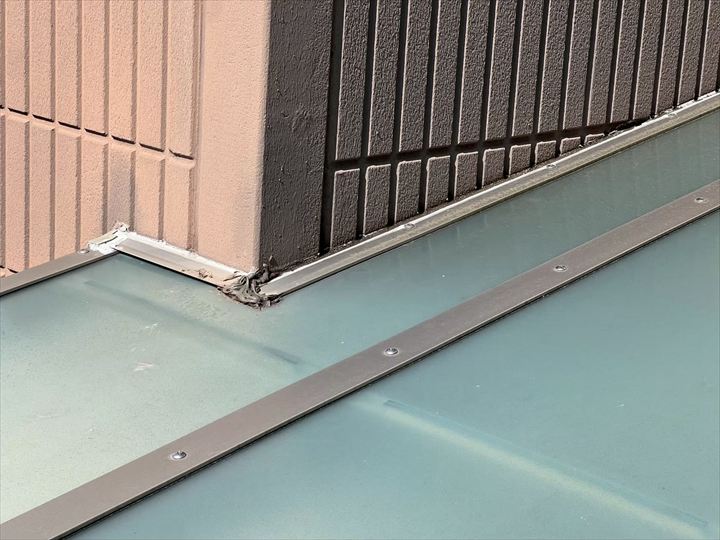 コーキングの様子