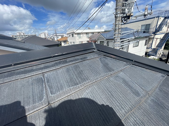 棟板金はしっかり固定されていました