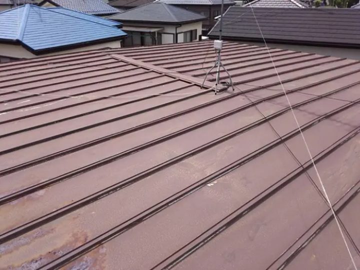 トタン屋根