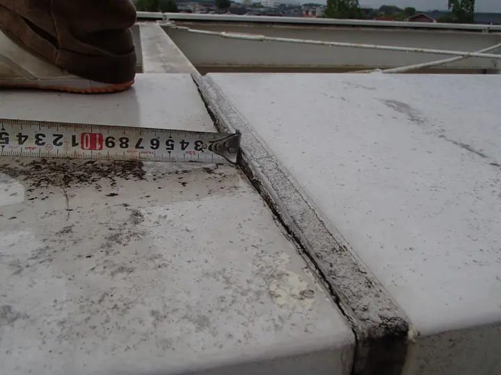 笠木のシーリングの肉痩せ