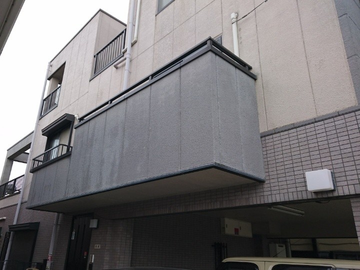 外壁はALCパネルを使用