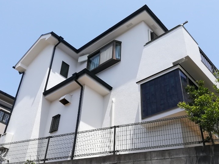 パーフェクトシリーズで「屋根・外壁」塗装工事が完工