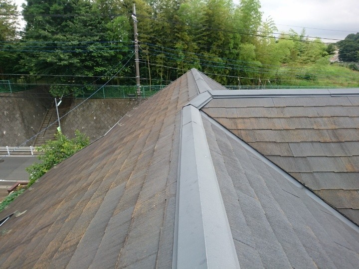 スレート屋根の状態を確認