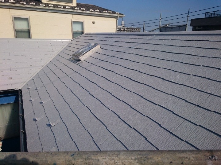 遮熱塗料サーモアイ4Fで「外塗り」作業