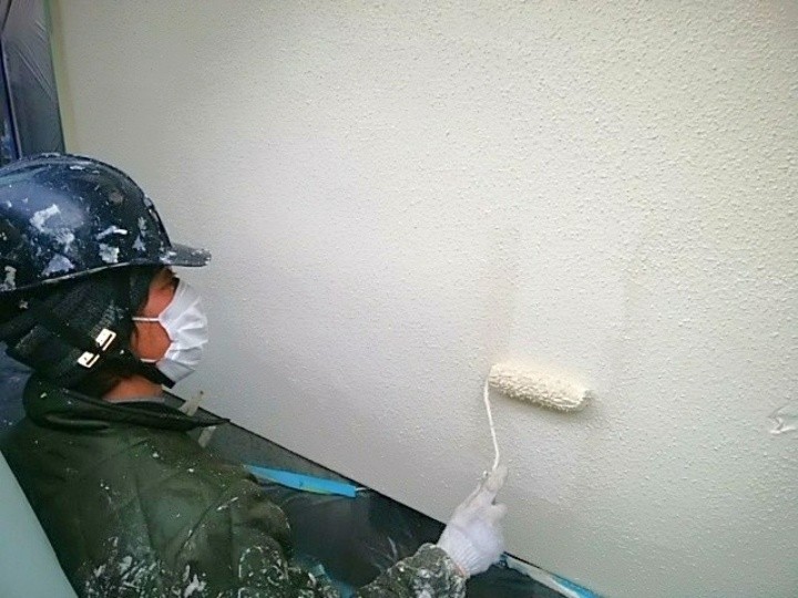 パーフェクトトップで中塗り上塗り作業（一層・二層）