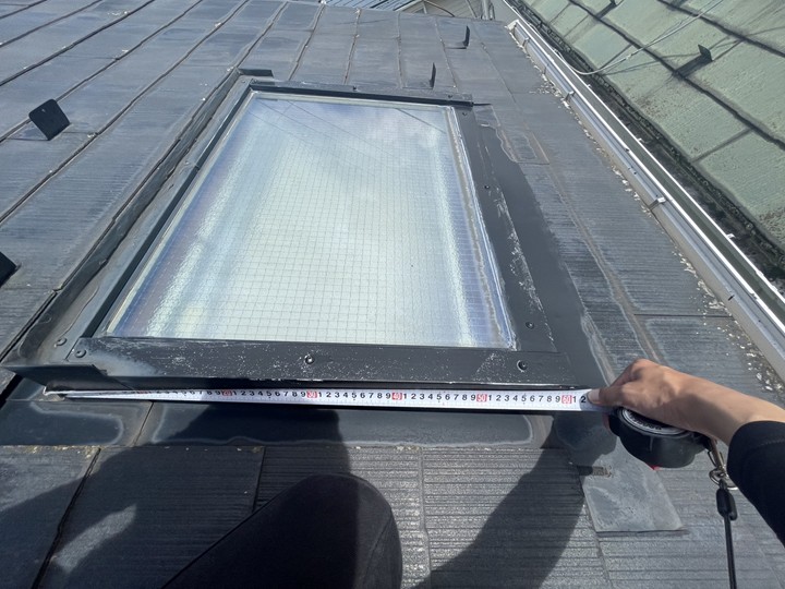 大きさを測っておきます