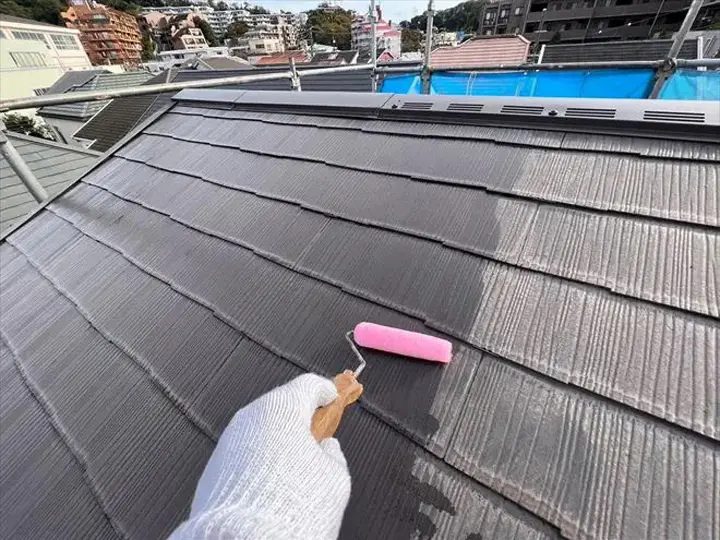 片流れ屋根の塗装