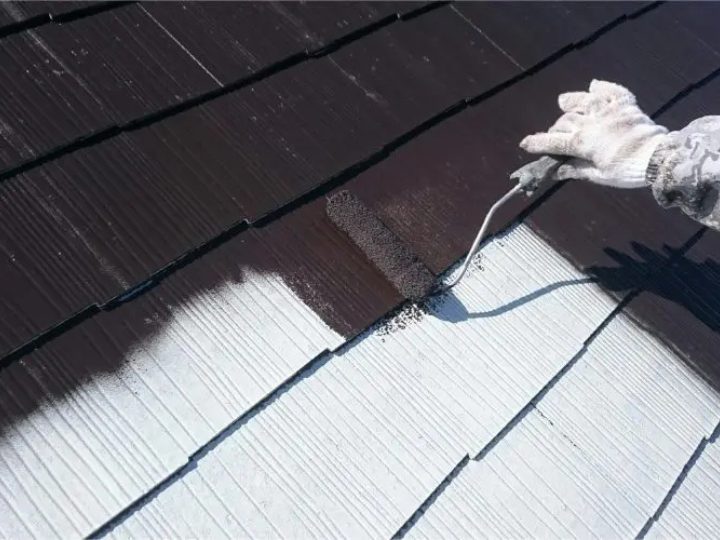 屋根塗装の様子