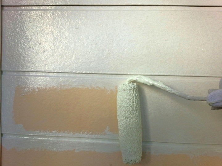 パーフェクトサーフで下塗り作業