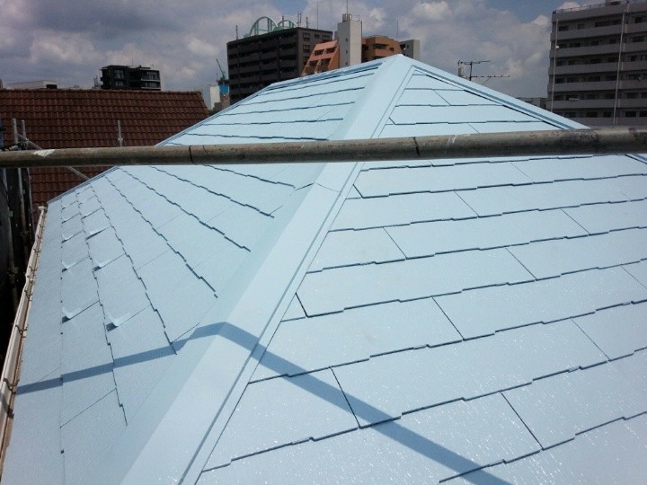 遮熱塗料サーモアイ4Fで「上塗り」作業