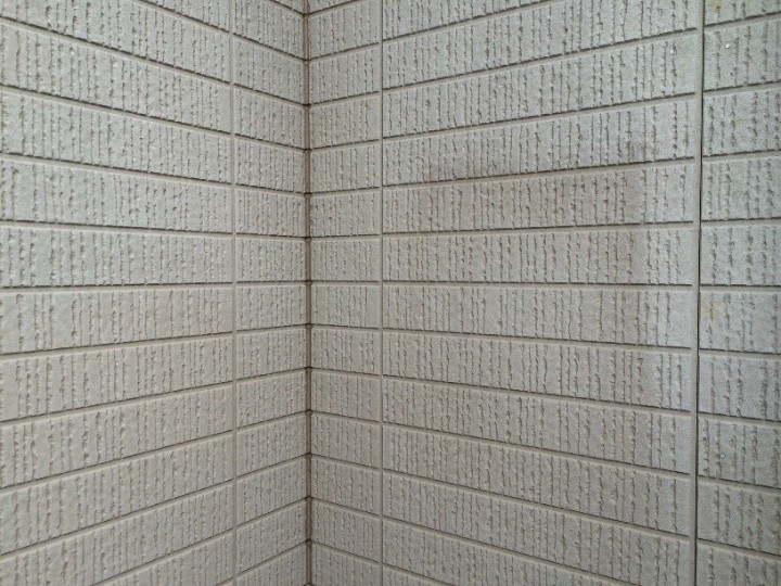 コーキングが劣化したサイディング外壁