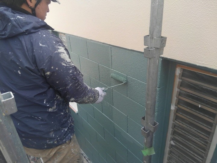 パーフェクトトップで中塗り上塗り作業（一層・二層）