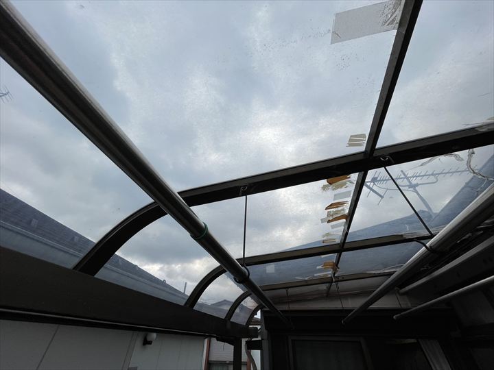 問題のサンルーム屋根