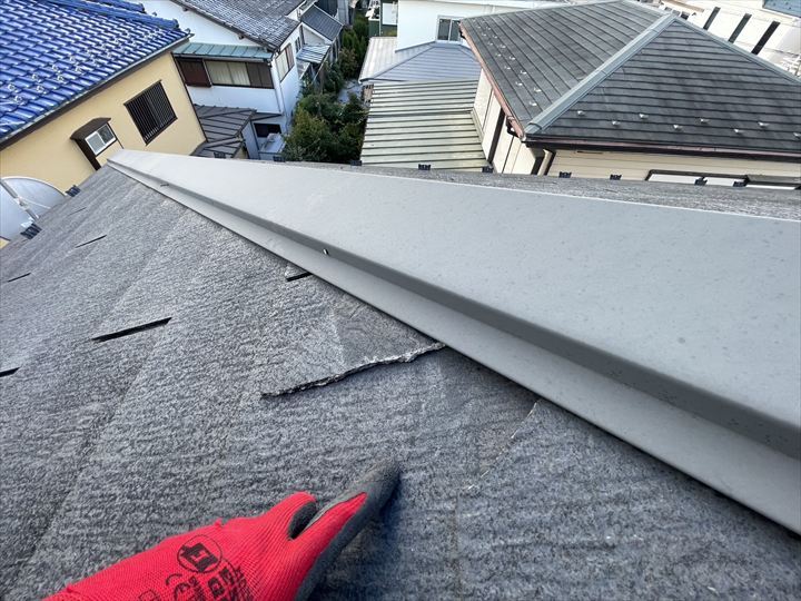 部分的にスレートの割れを確認