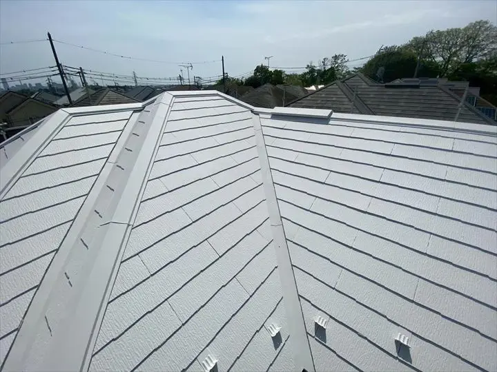 断熱塗料で施工された屋根