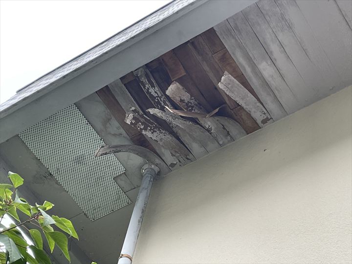 相模原市で軒天軒裏が剥がれ落ちた現地調査