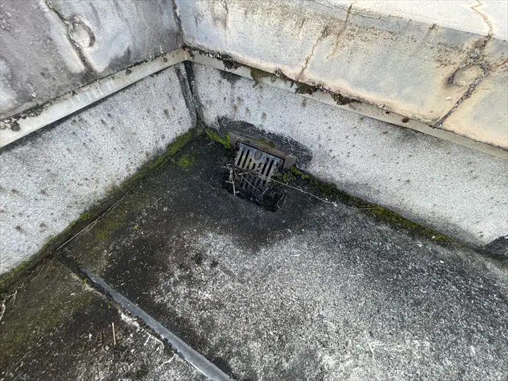 ベランダの排水口