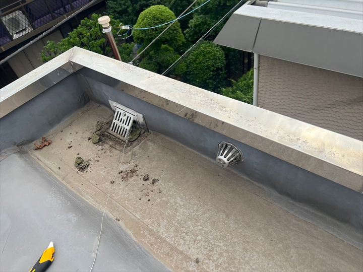 陸屋根の排水口周辺