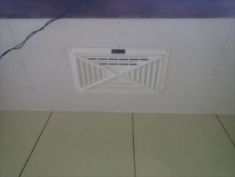 軒下の換気