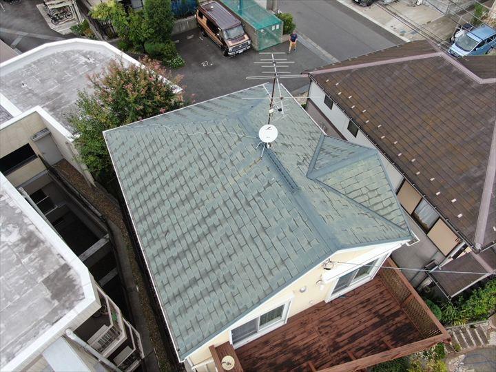 棟付近を含む屋根全景